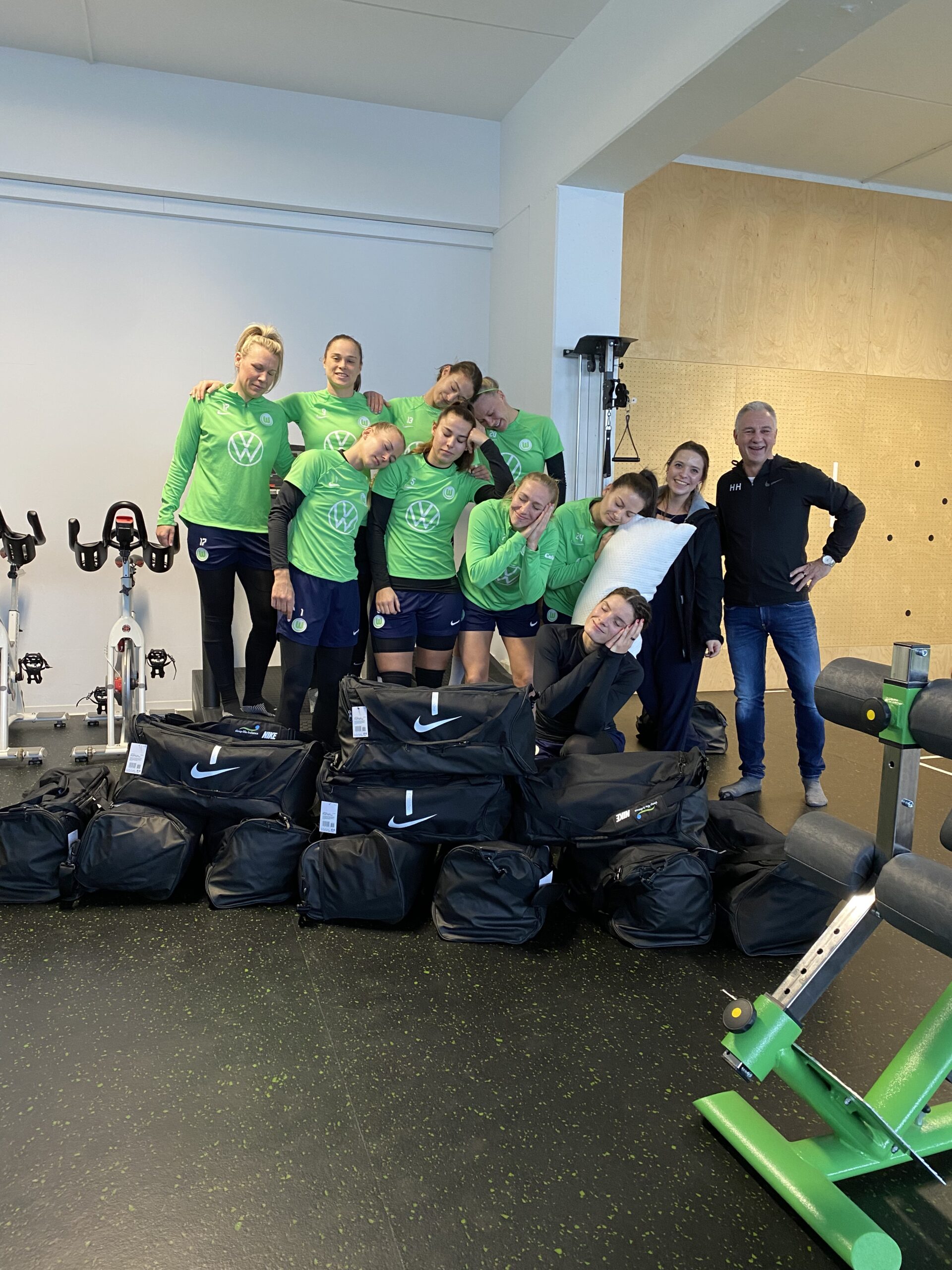 VfL Wolfsburg Damen Auswärtskit